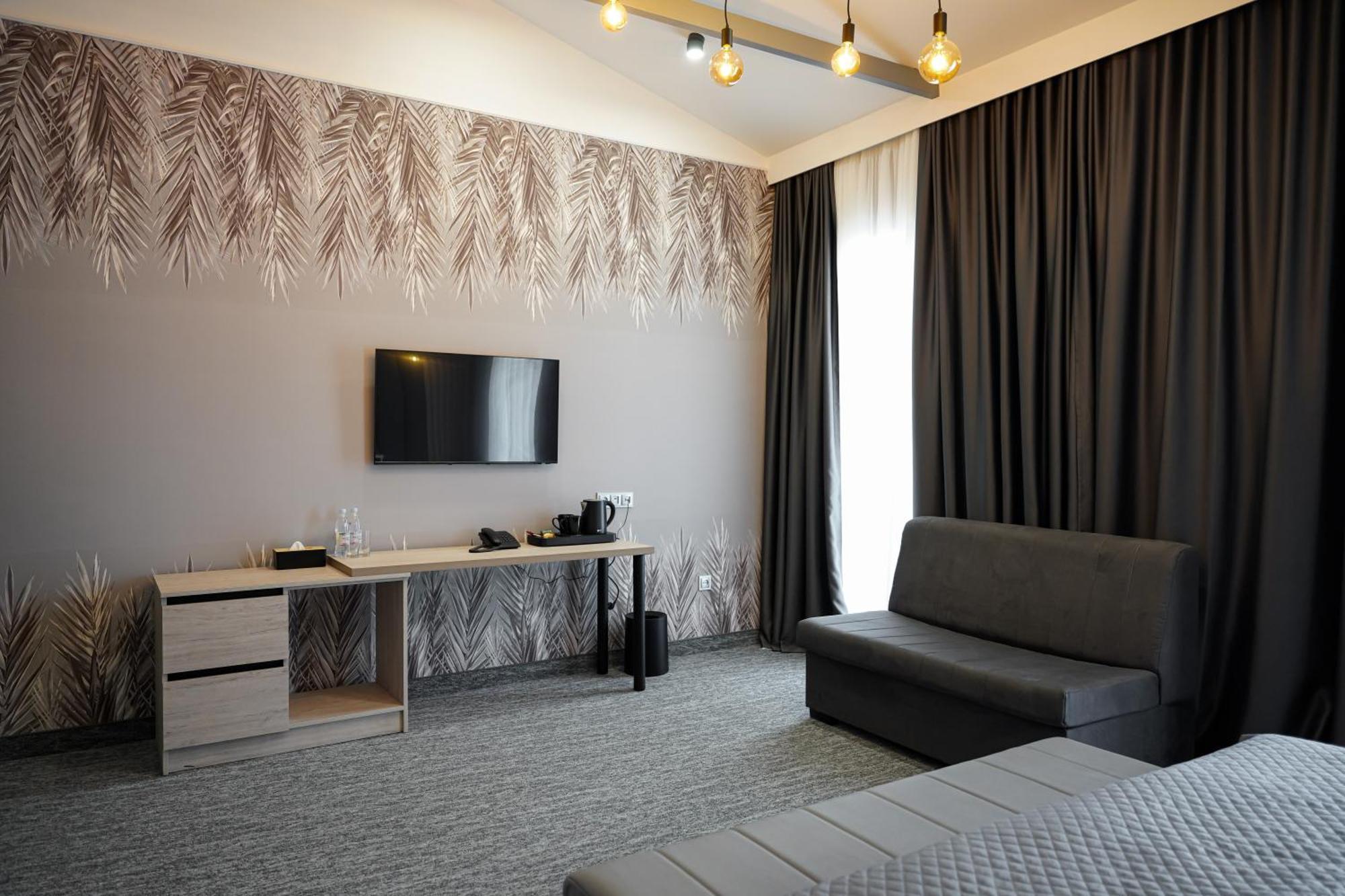 Dynasty Hotel & Spa Erevan Exterior foto