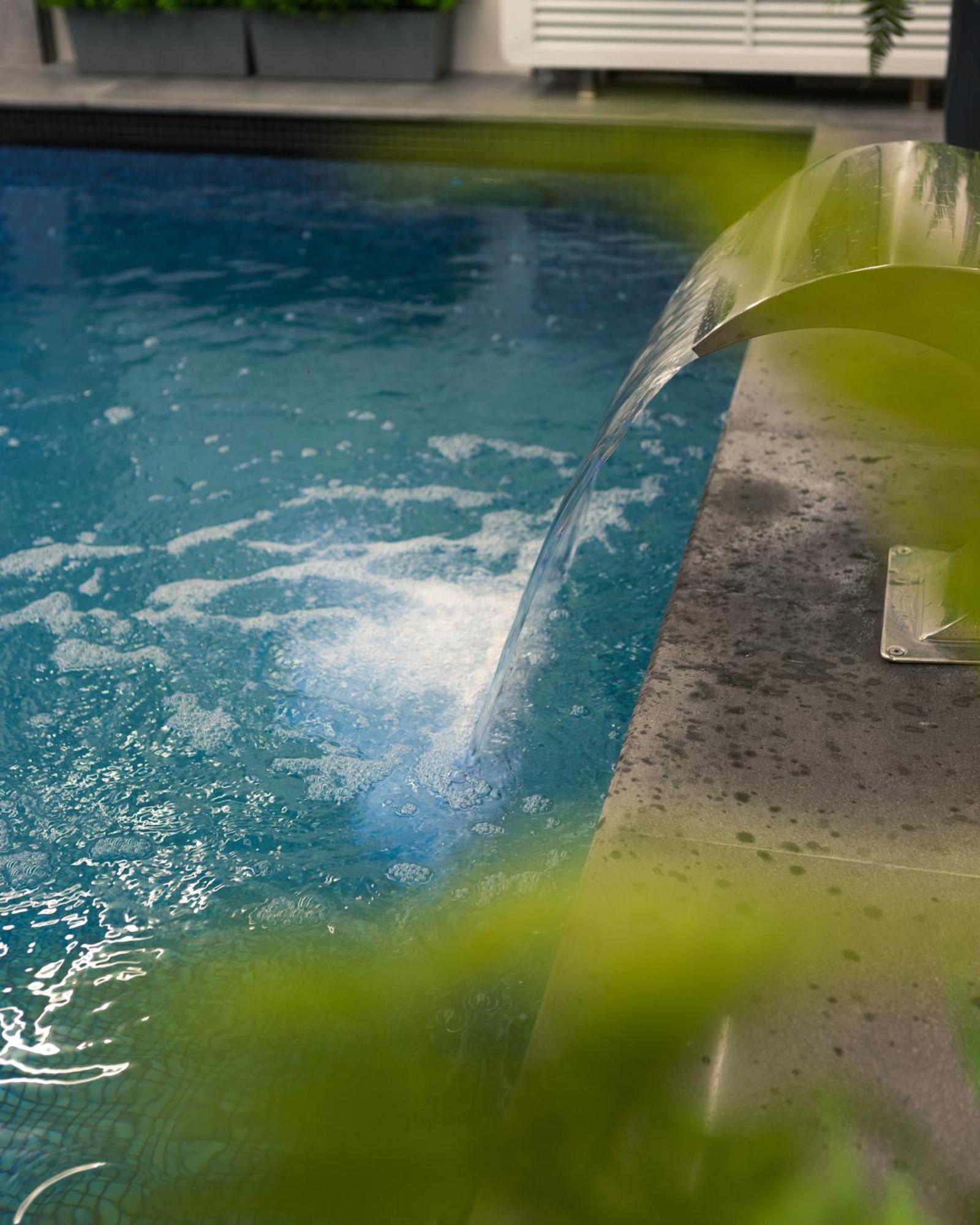 Dynasty Hotel & Spa Erevan Exterior foto